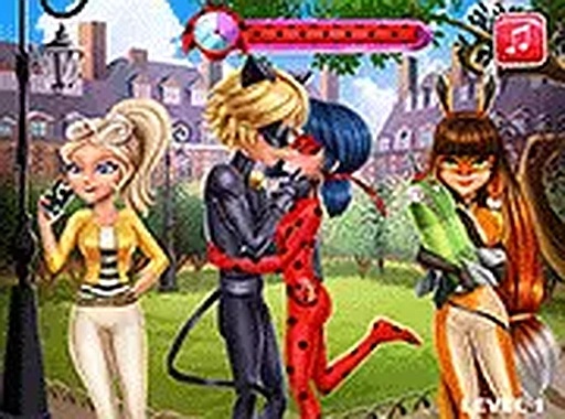 Miraculous Hero Kiss Arcade